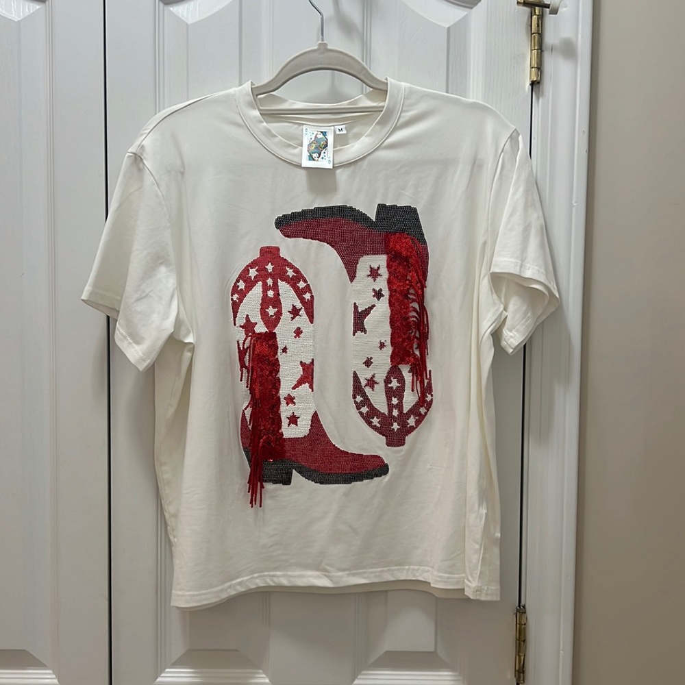 Queen of Sparkles red and black boot shirt